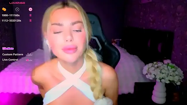 Ayla__Demir Adlı Modelin Canlı XXX Sohbeti