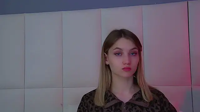 StacyEvances' Live XXX Chat