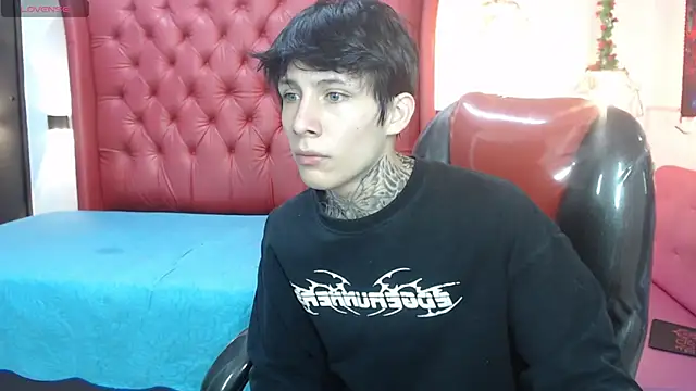 Онлайн чат XXX Cry_thereal