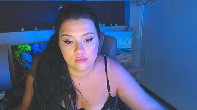 Malika_uAngel Adlı Modelin Canlı XXX Sohbeti
