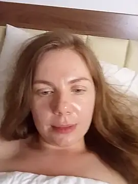 Chat +18 de ElaizaFlanagan ao vivo