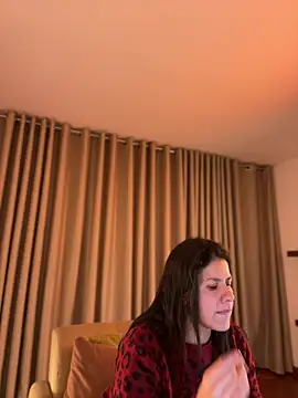 Zandrina Chat XXX live