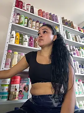 Chat XXX en directo de FOX_LATINA