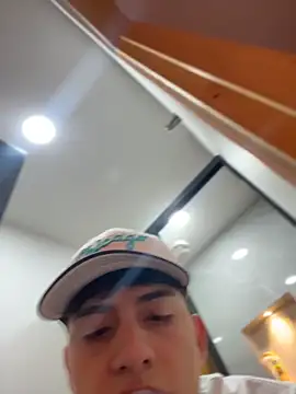 Chat XXX ao vivo de Lander_Cruz