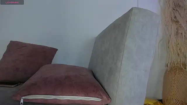 Amelie_Wine Chat XXX in diretta