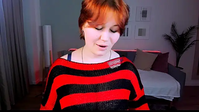 MiaLacrice Chat XXX in diretta