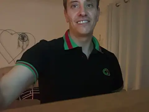 malcolm2334 live XXX chat