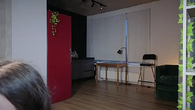 lovergirl4me: απευθείας συνομιλία ΧΧΧ