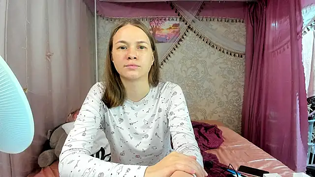 leila_bambi_'s Live XXX Chat