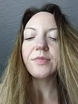 KattyLuuu 라이브 XXX 채팅