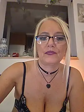 DIAMANTE64: απευθείας συνομιλία ΧΧΧ