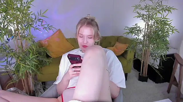 Colleen_BlakeのライブXXXチャット