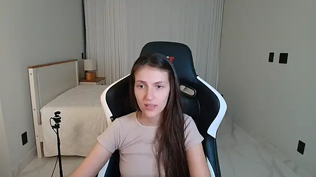 upssnowy Live XXX-chat
