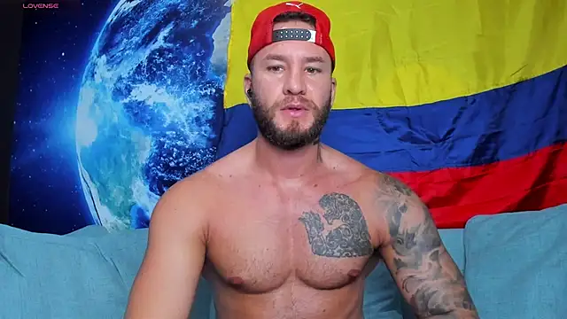 XXX chat uživo modela delessandro_world