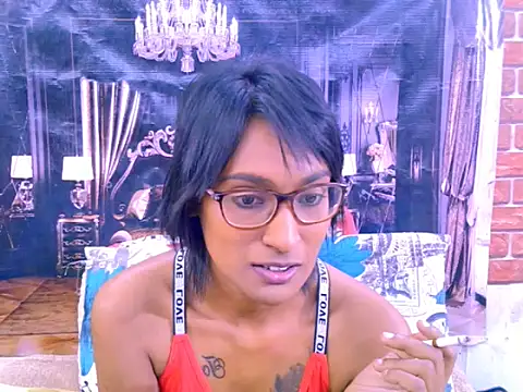 IndianRebel4u2Luv 라이브 XXX 채팅