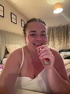 Bustygem_'s Live XXX Chat