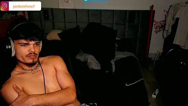 Chatroom XXX en direct de JordanShow