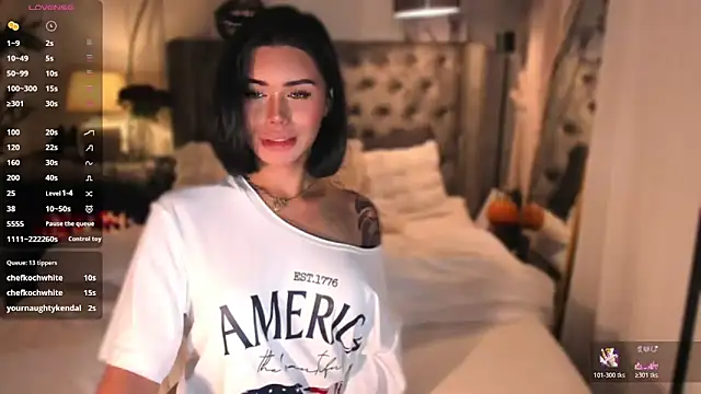 แชท XXX สดของ ParisianDoll