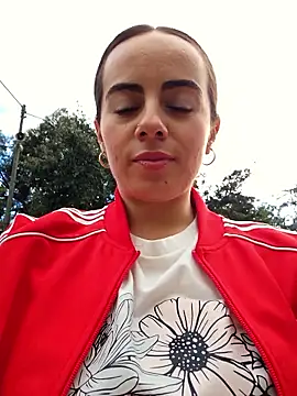 Sairy_ Adlı Modelin Canlı XXX Sohbeti