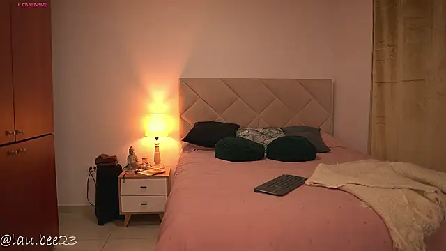 צ'אט XXX בשידור חי של Lau_Bee