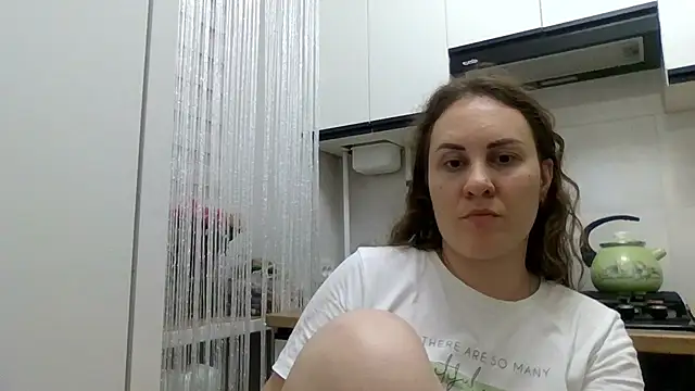 Chat +18 de MeadowEyes ao vivo