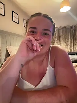 Bustygem_ Live XXX Chat