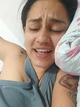 Chat +18 de girl_tits ao vivo