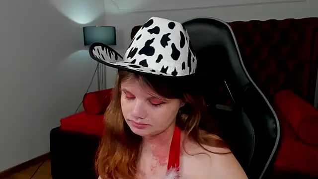 ChloeHalses' Live XXX Chat