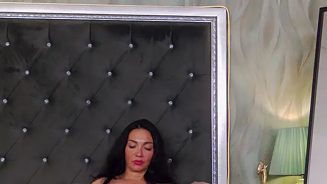 Czat XXX na żywo – GraceMontclaire