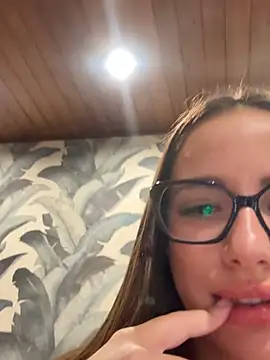 AlesiaRuson Live XXX chat