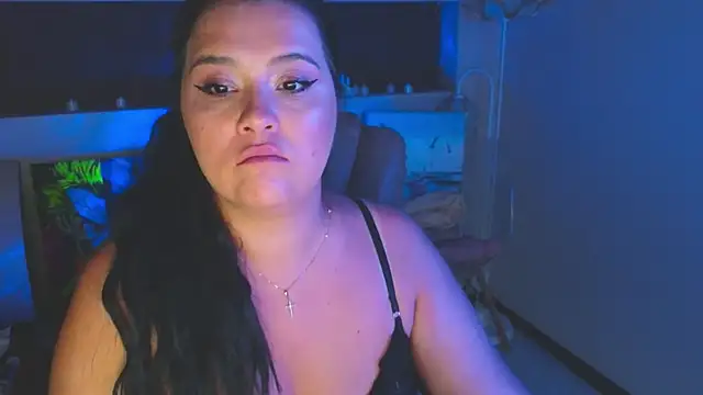 Malika_uAngel Chat XXX in diretta