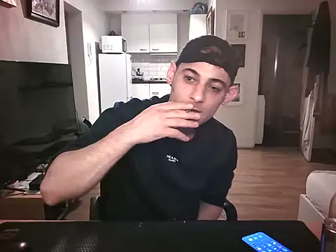 mihaimichael: απευθείας συνομιλία ΧΧΧ