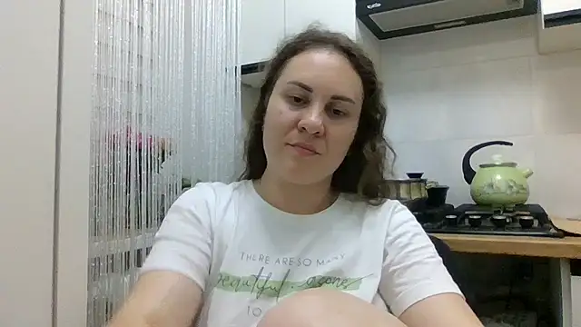 دردشة MeadowEyes الجنسية المباشرة
