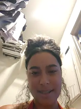cinnaminnie Chat XXX live