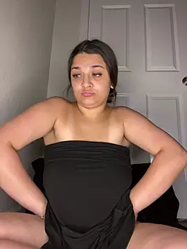 treasurebabii Adlı Modelin Canlı XXX Sohbeti
