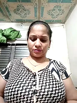 Payel_50のライブXXXチャット