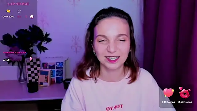 Chat +18 de KindHazelHere_ ao vivo