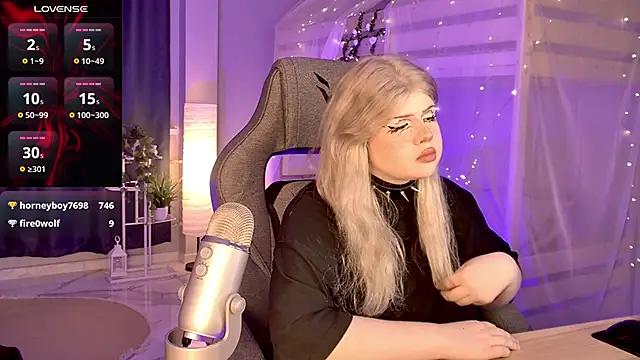 XXX chat uživo modela LilithNlsn