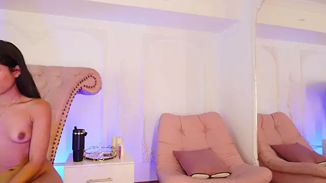 LucianaBlanco_ Adlı Modelin Canlı XXX Sohbeti