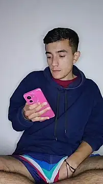 Thick_Cock Adlı Modelin Canlı XXX Sohbeti