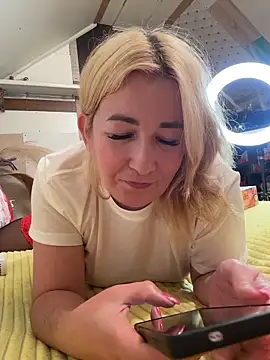 Chat XXX ao vivo de Your_Liza
