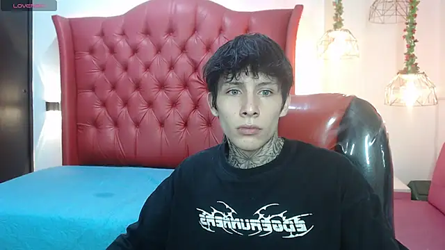 Cry_thereal's Live XXX Chat