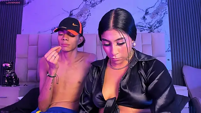 Chat XXX ao vivo de candyandmarilyn
