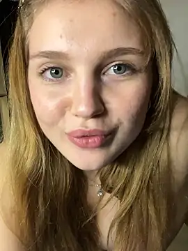 Emaline_Fane Live XXX-Chat