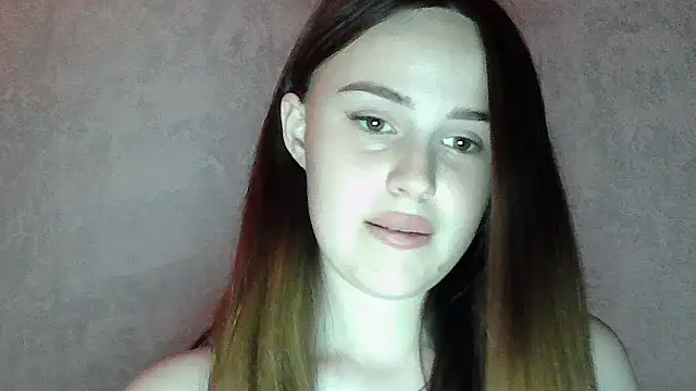 Chatroom XXX en direct de SweetLoraa
