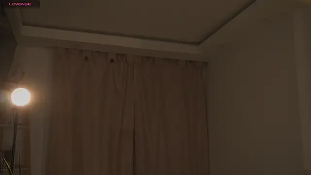valeria_rosses' Live XXX Chat