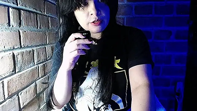 DarkRoseUwU Chat XXX in diretta