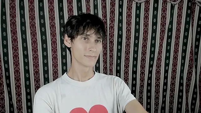 Skinny_Sebas Live XXX Chat