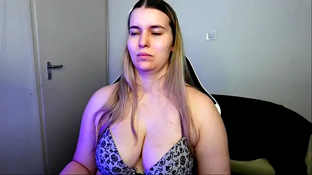 ShyHotNerd – Live XXX-chat