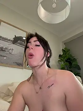XXX chat uživo modela aus_queen